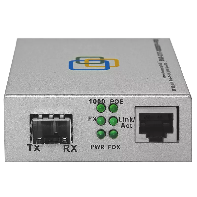 Медиаконвертер  10/100/1000-Base-T c PoE / 100/1000Base-FX с SFP-портом